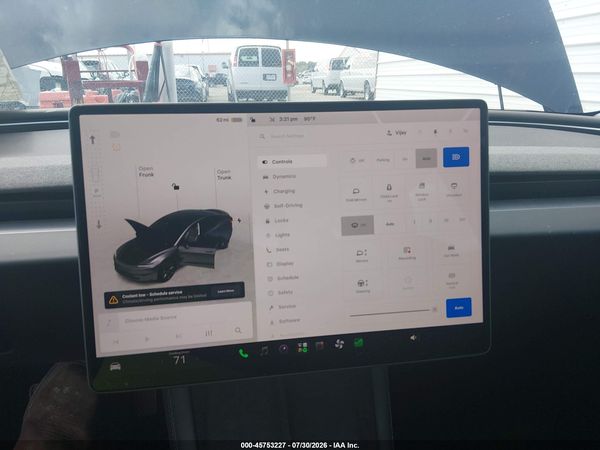 2025 TESLA MODEL 3