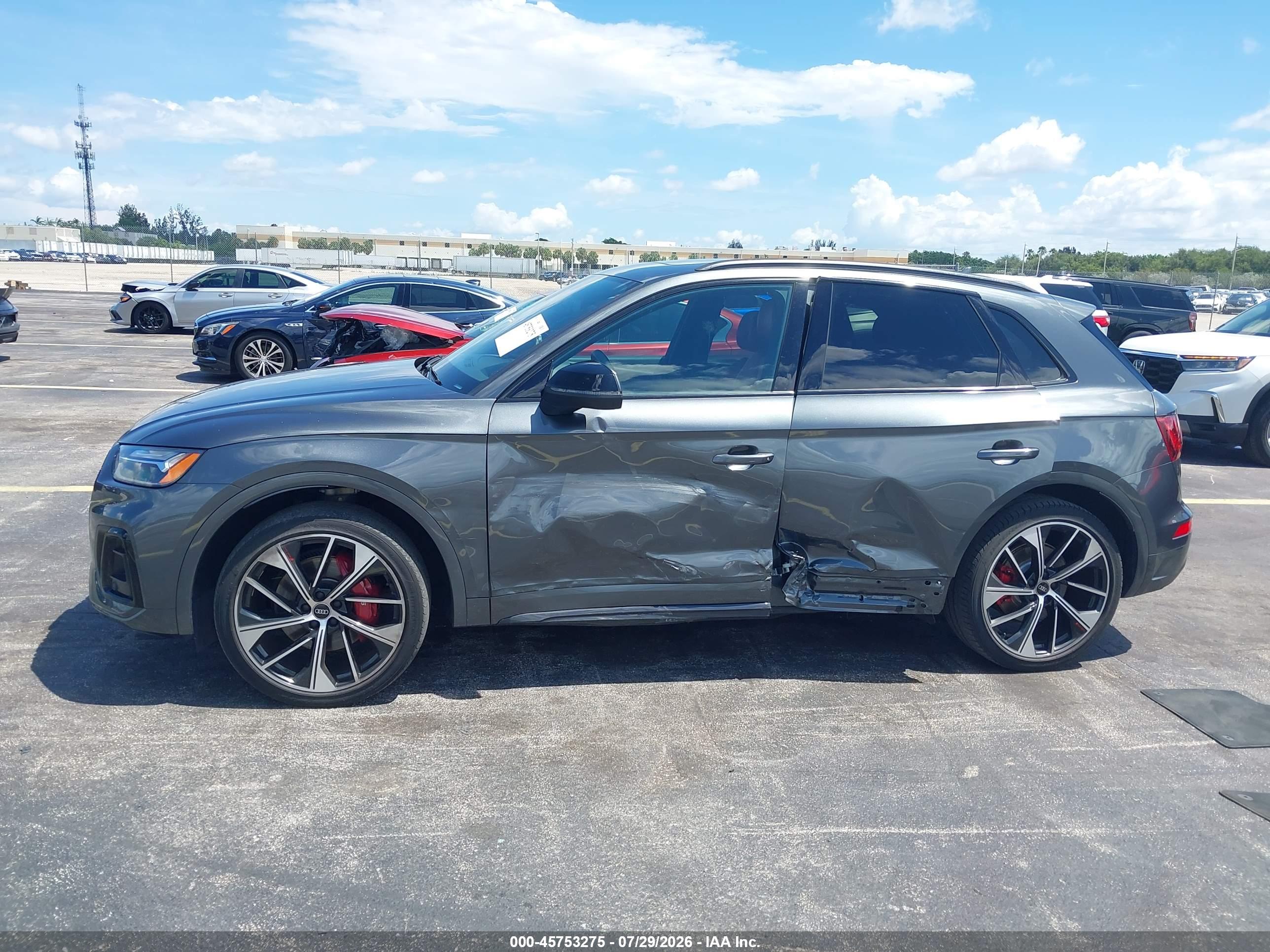 2021 AUDI SQ5