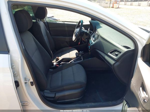 2022 HYUNDAI ACCENT SE