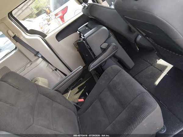 2019 DODGE GRAND CARAVAN SE — I8