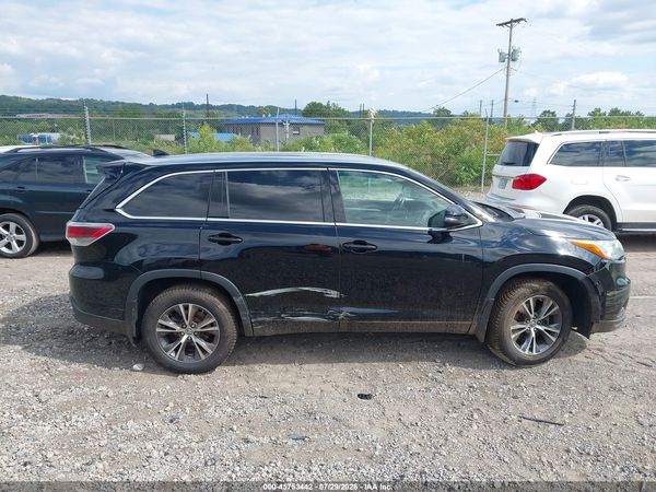2016 TOYOTA HIGHLANDER XLE V6