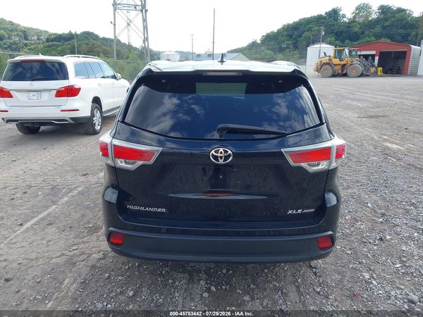 2016 TOYOTA HIGHLANDER XLE V6