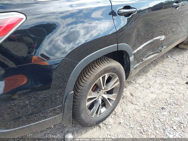 2016 TOYOTA HIGHLANDER XLE V6