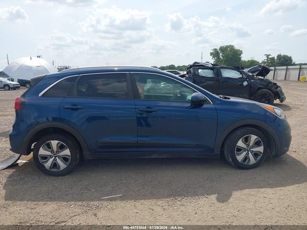 2019 KIA NIRO LX