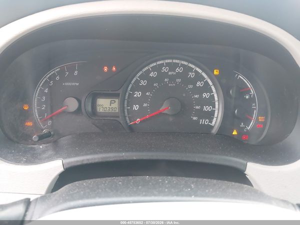 2013 TOYOTA SIENNA LE V6 8 PASSENGER