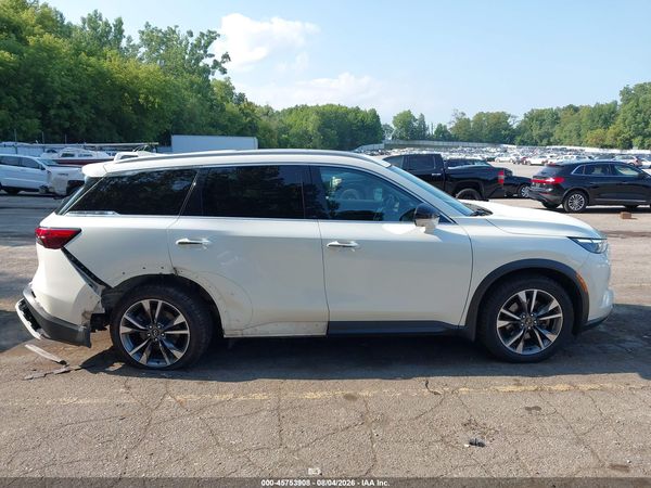 2022 INFINITI QX60 LUXE AWD