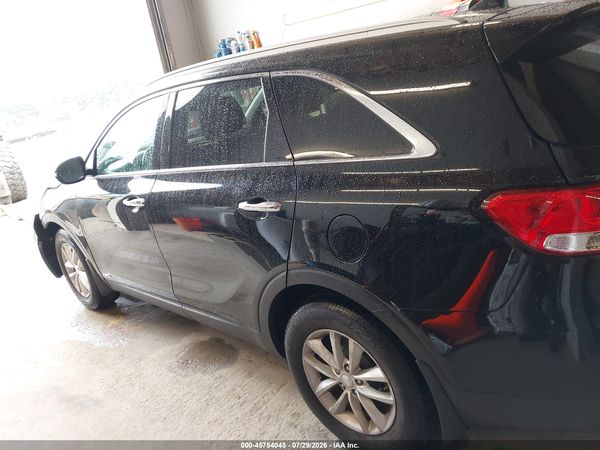 2017 KIA SORENTO 2.4L LX