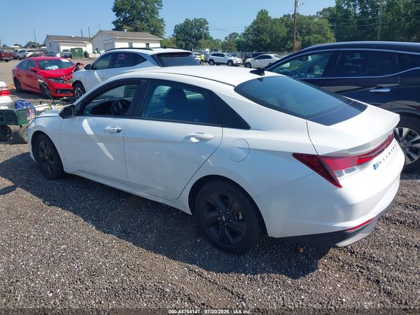 2022 HYUNDAI ELANTRA SEL