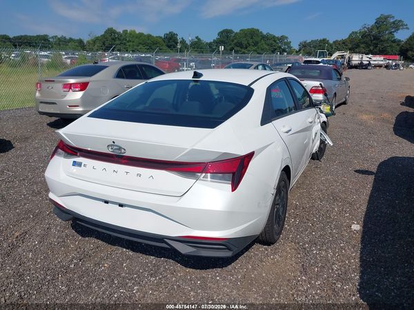 2022 HYUNDAI ELANTRA SEL