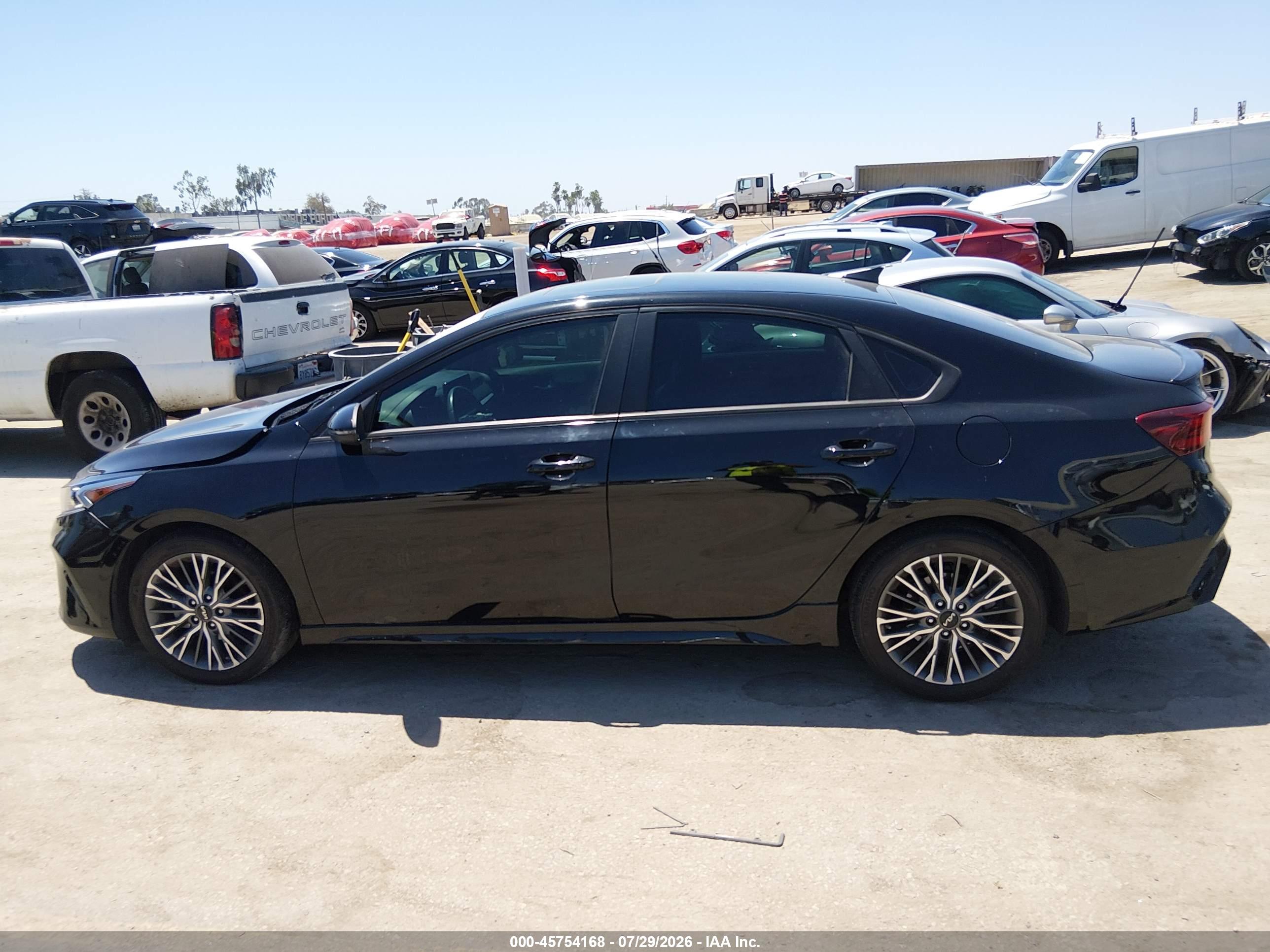 2024 KIA FORTE GT-LINE