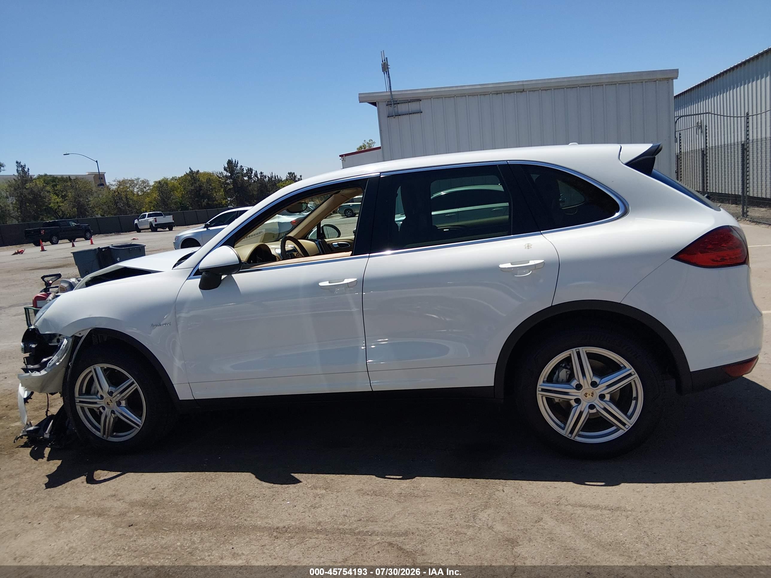 2013 PORSCHE CAYENNE HYBRID S
