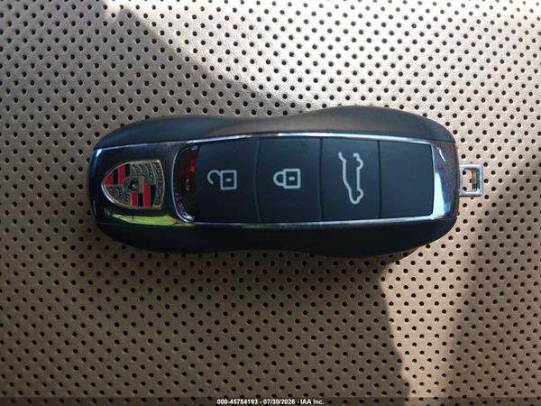 2013 PORSCHE CAYENNE HYBRID S