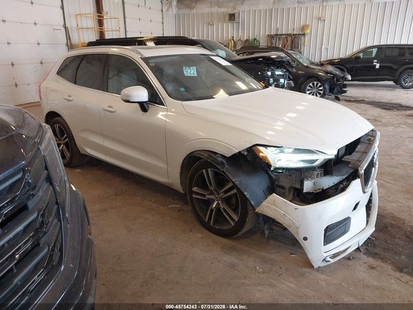 2018 VOLVO XC60 T5 MOMENTUM