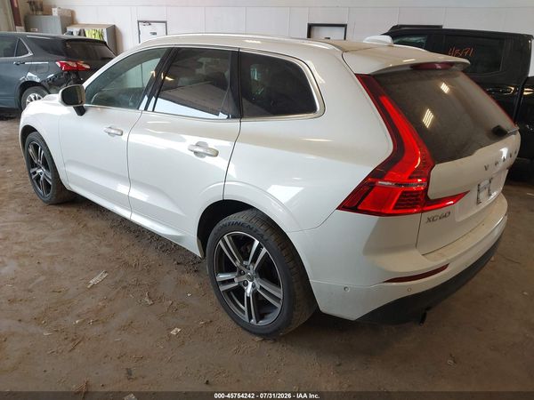 2018 VOLVO XC60 T5 MOMENTUM