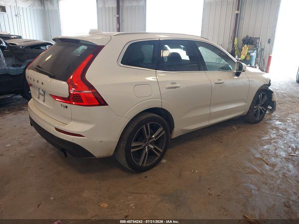 2018 VOLVO XC60 T5 MOMENTUM