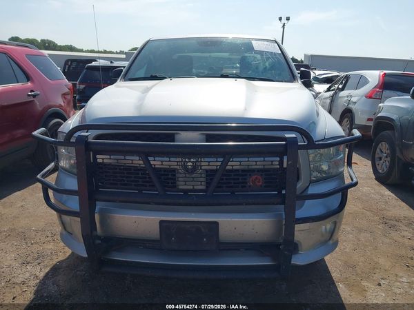 2017 RAM 1500 EXPRESS  4X4 6'4 BOX