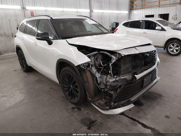 2023 TOYOTA HIGHLANDER XSE