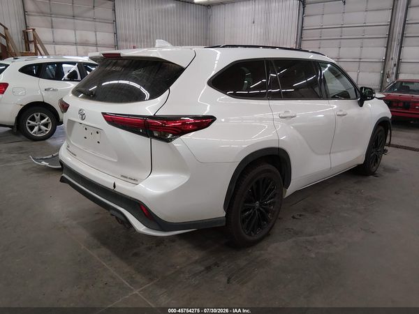 2023 TOYOTA HIGHLANDER XSE