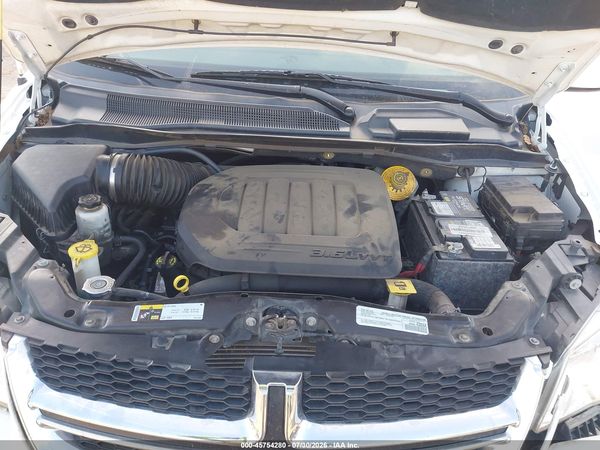 2019 DODGE GRAND CARAVAN SXT — I10