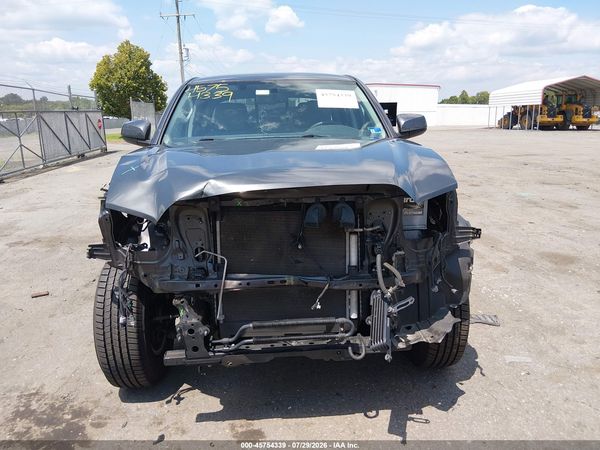 2017 TOYOTA TACOMA SR5 V6