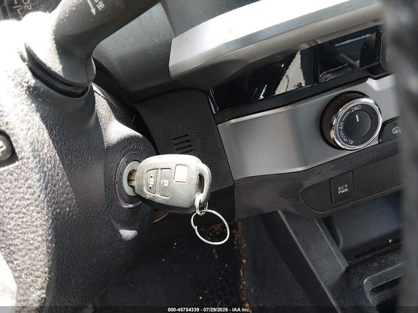 2017 TOYOTA TACOMA SR5 V6