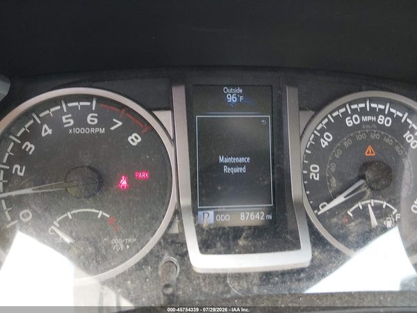 2017 TOYOTA TACOMA SR5 V6