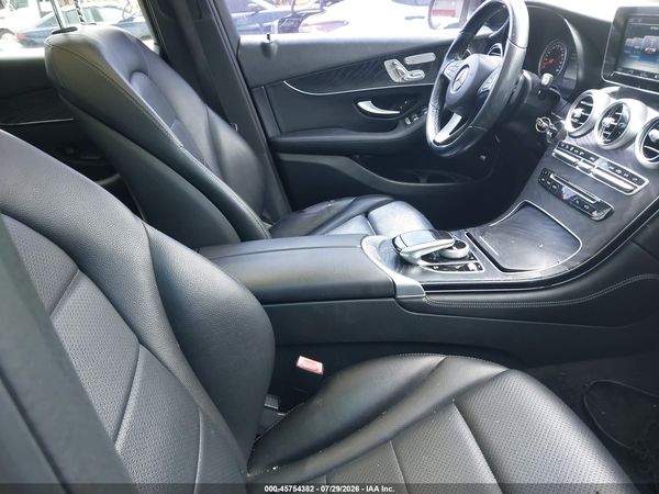 2016 MERCEDES-BENZ GLC 300 GLC300