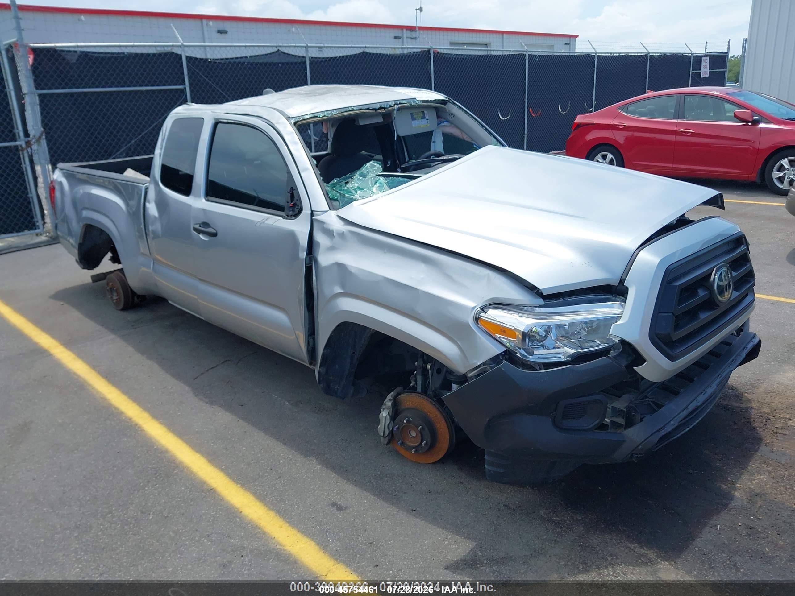 2022 TOYOTA TACOMA SR/SR5
