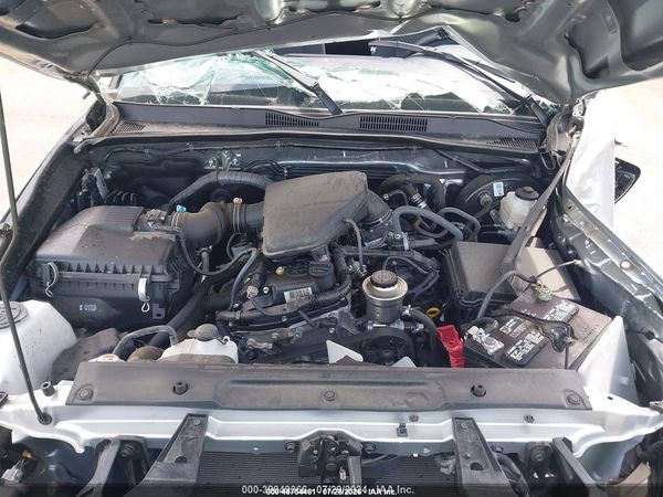 2022 TOYOTA TACOMA SR/SR5