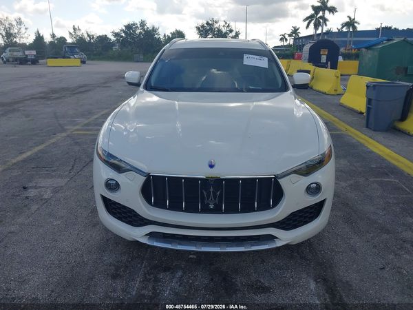 2017 MASERATI GRANTURISMO Luxury