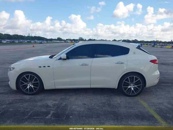 2017 MASERATI GRANTURISMO Luxury