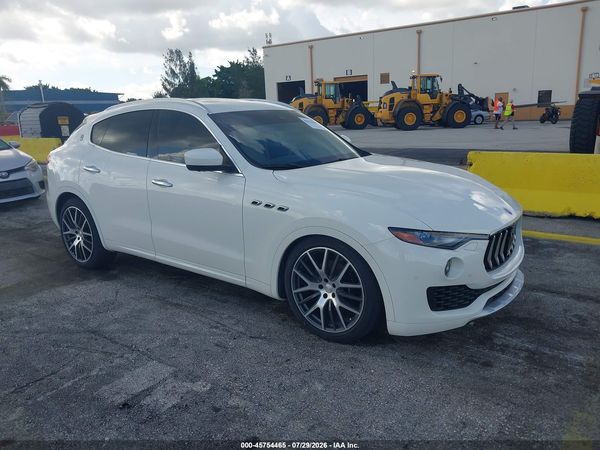 2017 MASERATI GRANTURISMO Luxury