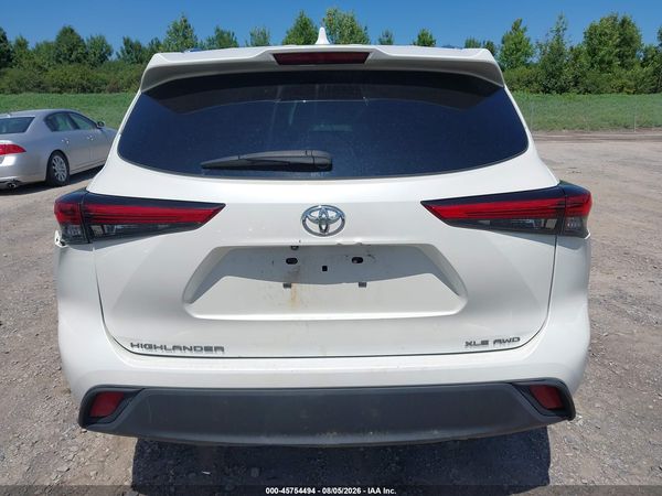 2021 TOYOTA HIGHLANDER XLE
