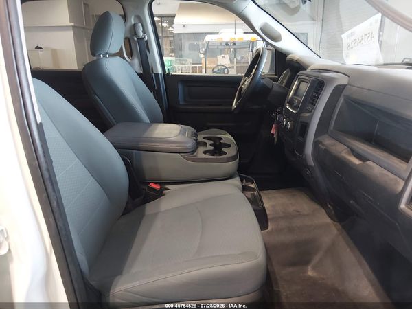 2017 RAM 1500 TRADESMAN  4X4 5'7 BOX
