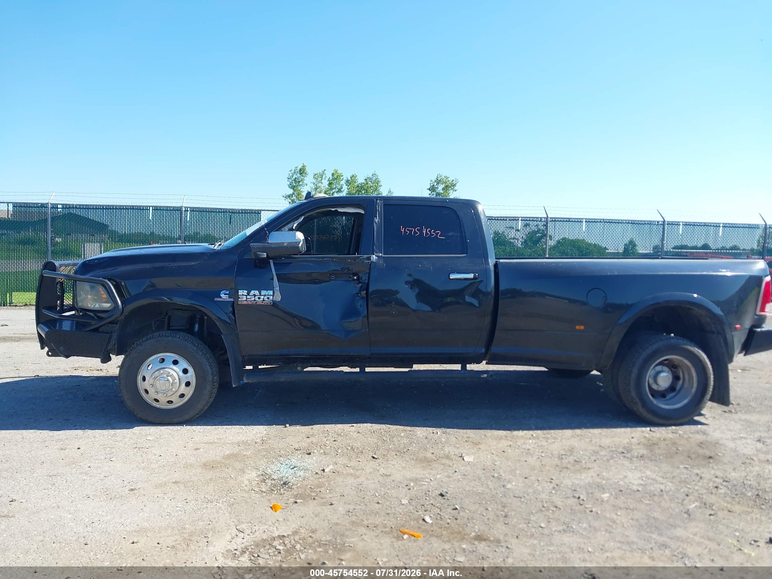 2018 RAM 3500 LARAMIE  4X4 8' BOX