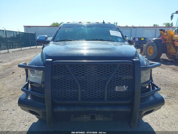 2018 RAM 3500 LARAMIE  4X4 8' BOX