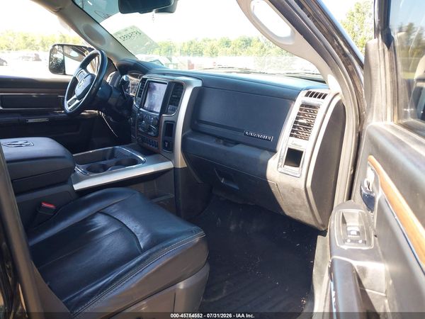 2018 RAM 3500 LARAMIE  4X4 8' BOX
