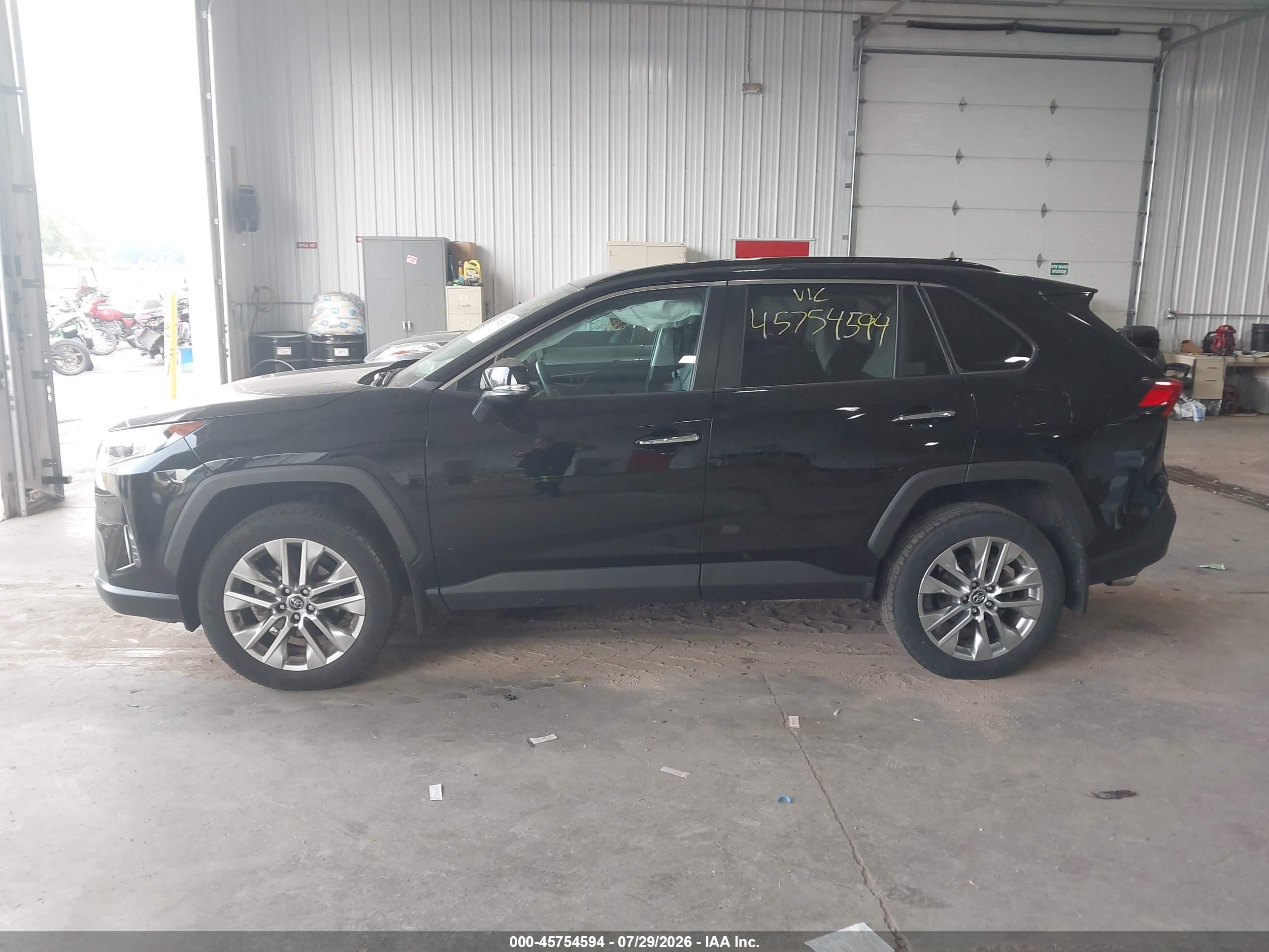 2021 TOYOTA RAV4 LIMITED