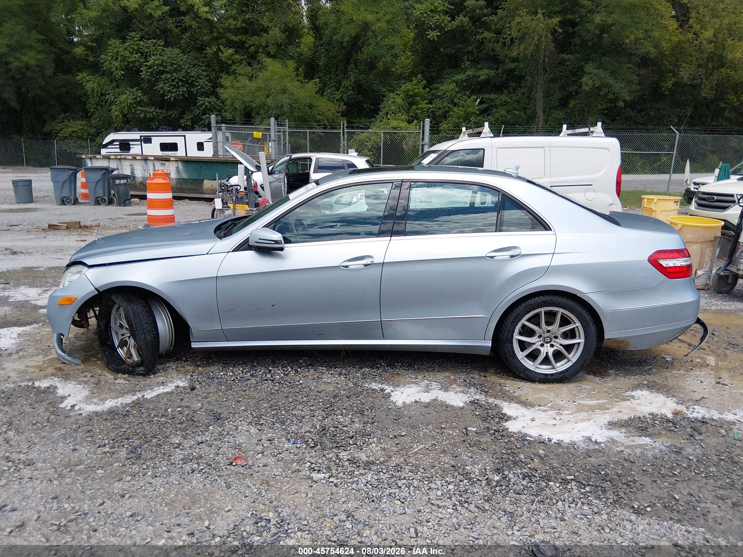 2013 MERCEDES-BENZ E 350 4MATIC