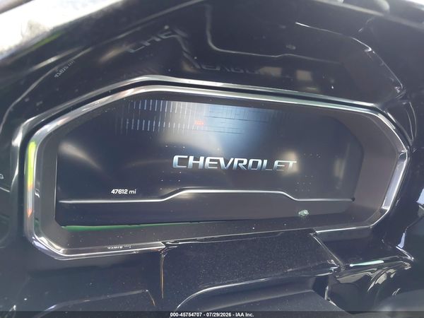 2023 CHEVROLET SILVERADO 1500 4WD  STANDARD BED LT — I7