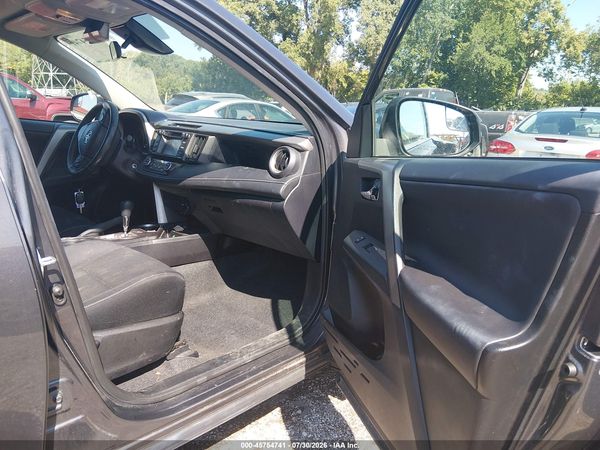 2017 TOYOTA RAV4 XLE