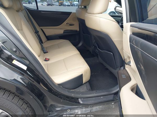 2019 LEXUS ES 350