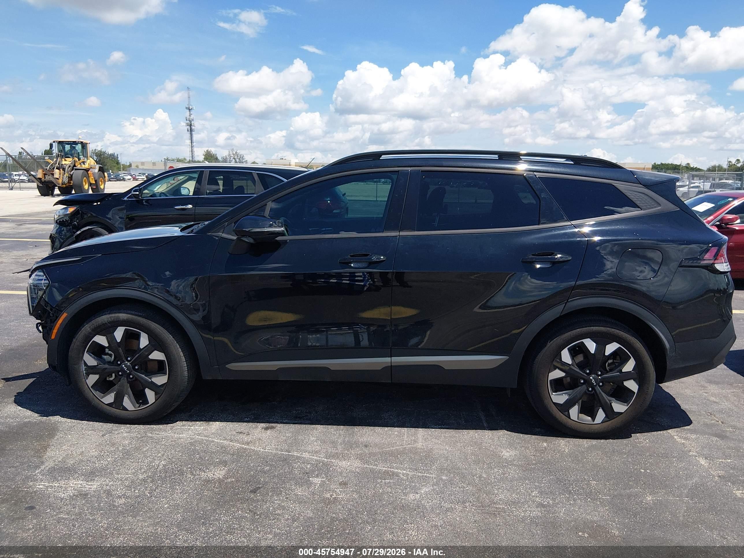 2024 KIA SPORTAGE X-LINE