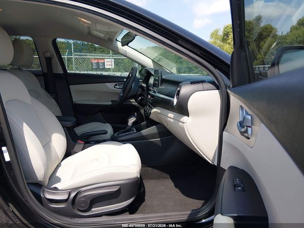 2022 KIA FORTE LXS