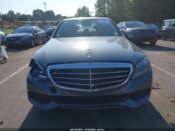 2017 MERCEDES-BENZ C 300 LUXURY