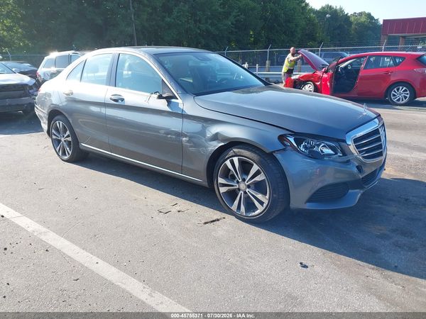 2017 MERCEDES-BENZ C 300 LUXURY