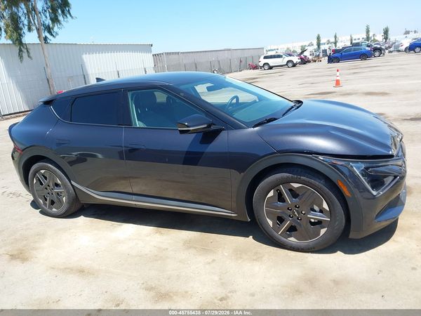 2025 KIA EV6 LIGHT LONG RANGE AWD