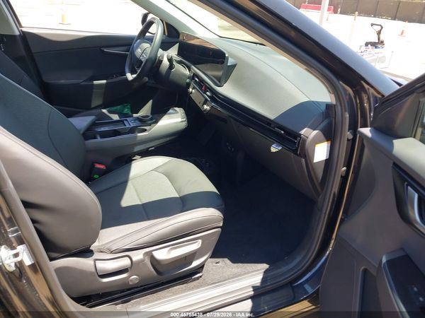 2025 KIA EV6 LIGHT LONG RANGE AWD