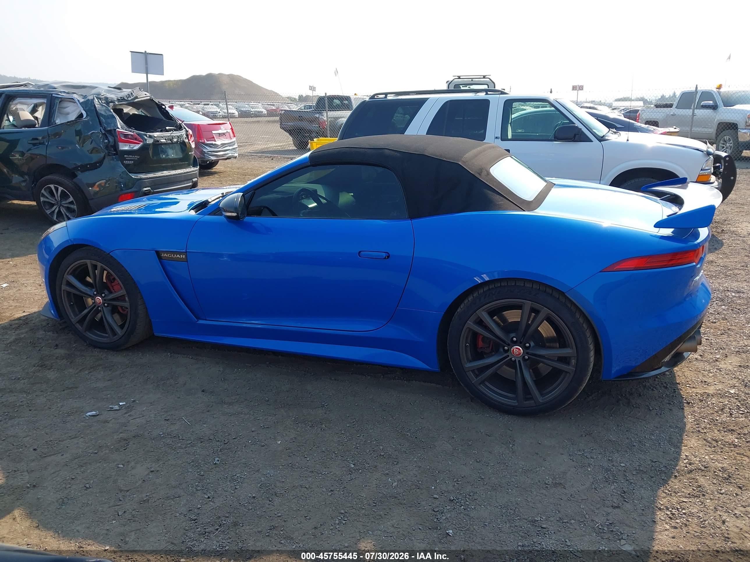 2017 JAGUAR F-TYPE SVR