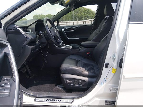 2019 TOYOTA RAV4 HYBRID XSE